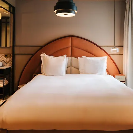 The Diamond Hotel