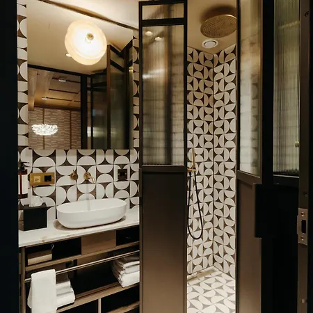 The Diamond Szálloda 5*
