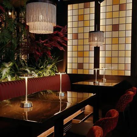 The Diamond 5* Amszterdam